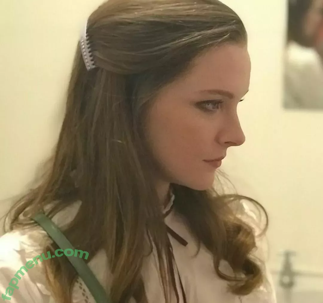 Morfydd Clark nude photo #0002 (morfydd_clark)