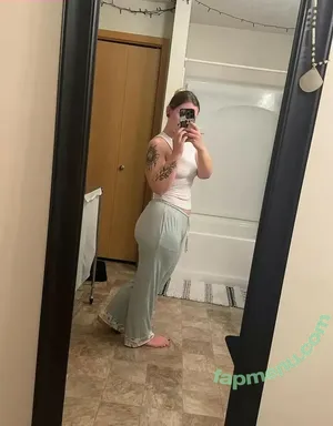 morgan_is_tired / morganhollymoore / smorgaroni nude photo #0013