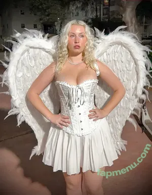 MorganElaine20 / Cancer Babyyyy nude photo #0025