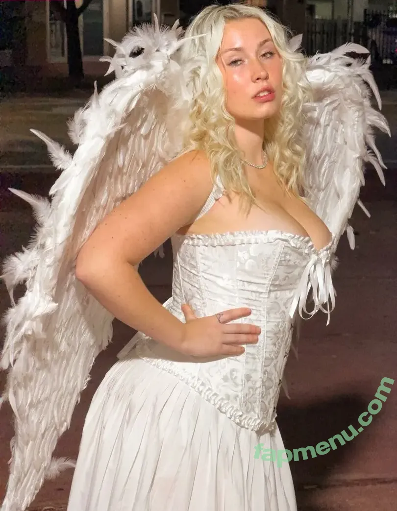 MorganElaine20 nude photo #0026 (Cancer Babyyyy)