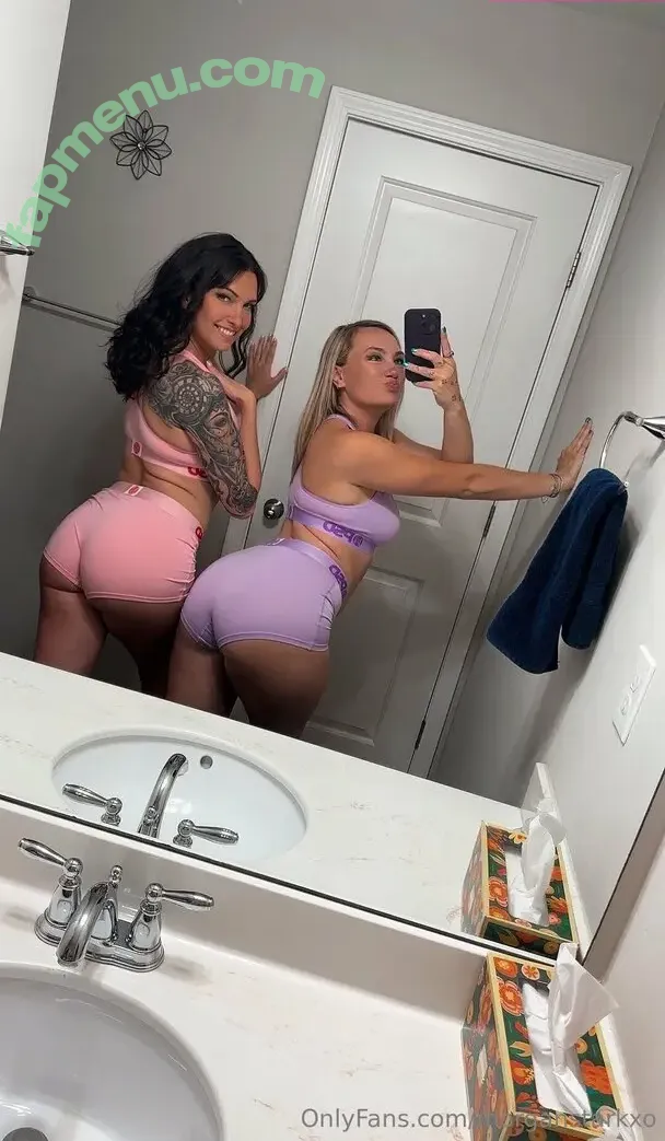 morganstarkxo nude photo #0055 (morganstarkxo)