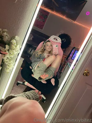 morganxlabs / MewLabbs / Minxymae / littlebyte nude photo #0177