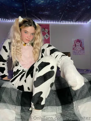 morganxlabs / MewLabbs / Minxymae / littlebyte nude photo #0201