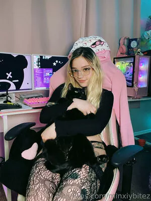 morganxlabs / MewLabbs / Minxymae / littlebyte nude photo #0332
