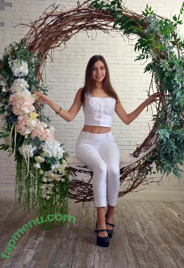 MorningJoy nude photo #0018 (Happyeternity / morningpleasure)