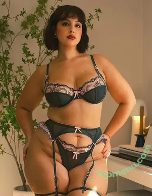 Moroccan Zina / moroccanzina / mrccnzina / zinahadid nude photo #0184