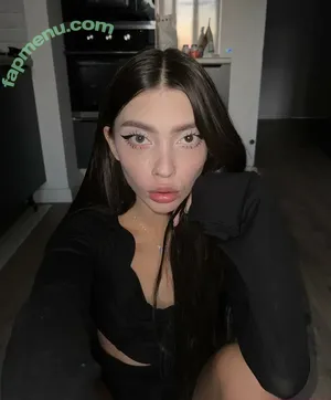 Morphiturata / Treezyny / kikiqwik nude photo #0021