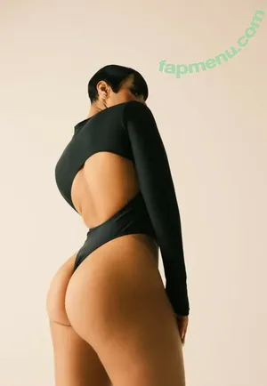  nude photo #0001