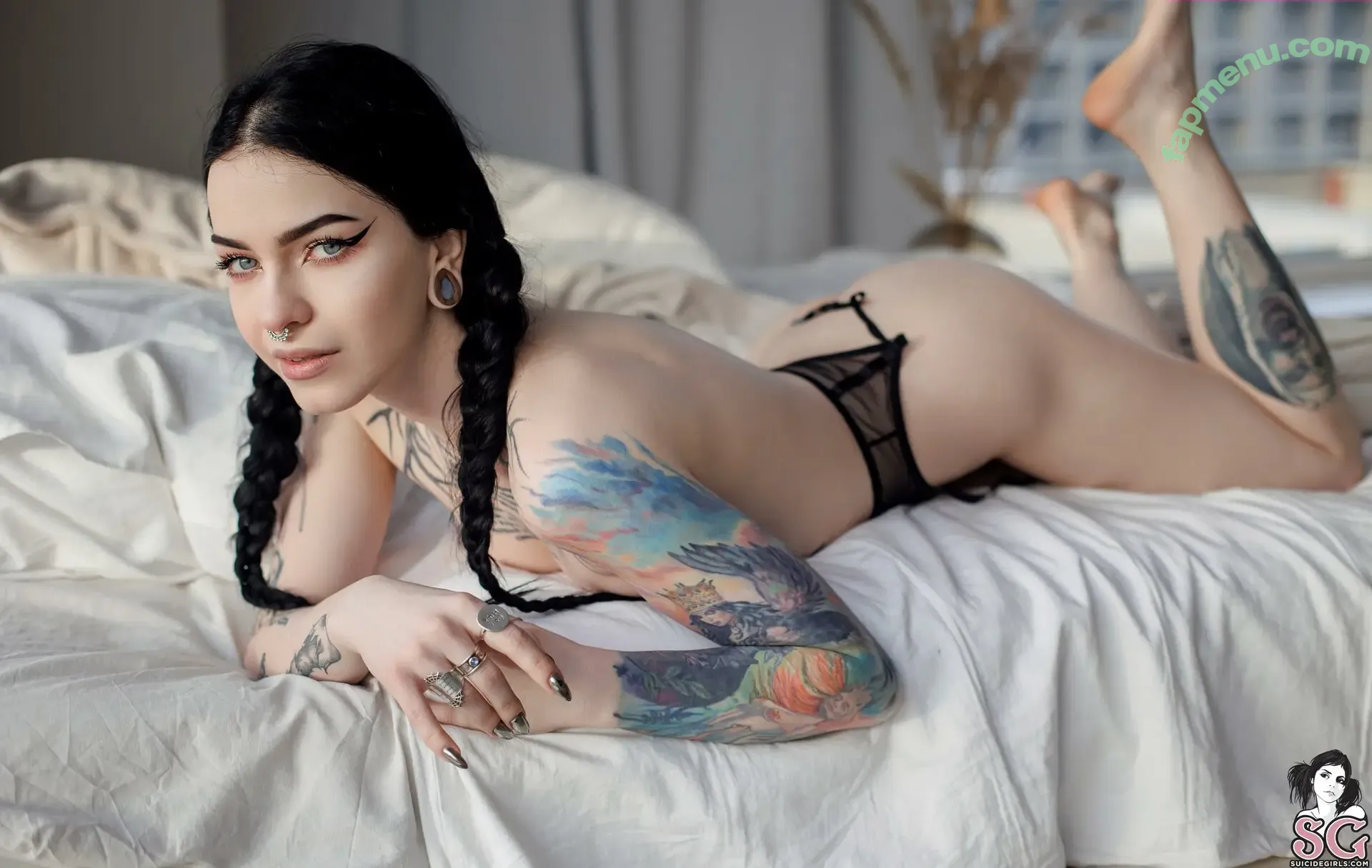 Moth SG nude photo #0034 (Moth SG)
