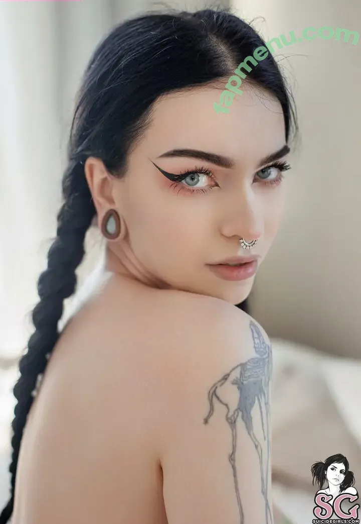 Moth SG nude photo #0048 (Moth SG)