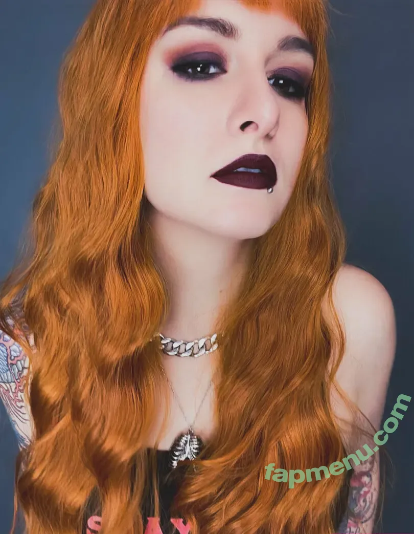 mothqueenmythos nude photo #0003 (mothqueenmythos)