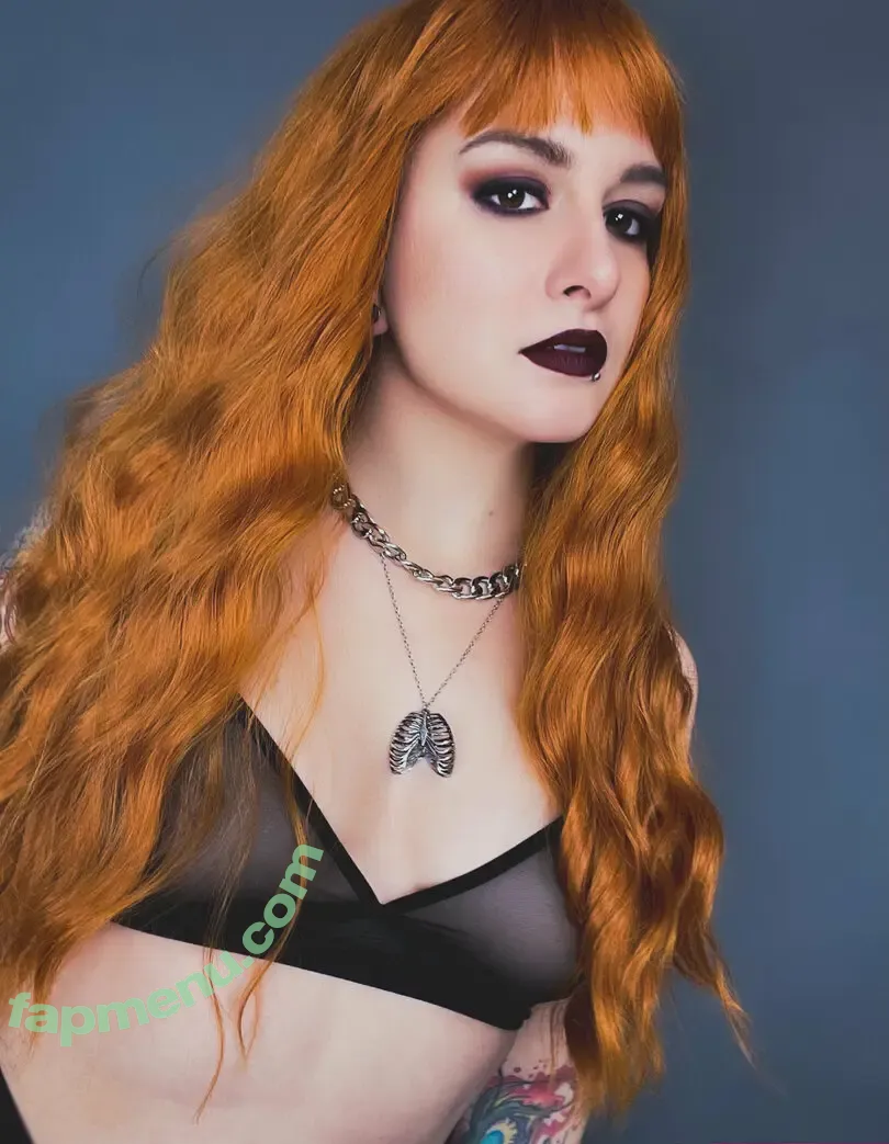 mothqueenmythos nude photo #0008 (mothqueenmythos)
