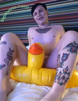  nude photo #0003