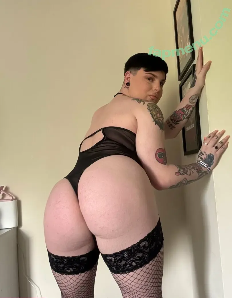 mothxplayboyx nude photo #0014 (mothxplayboyx)