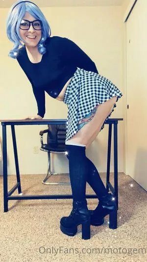 motogem / mollysmyles nude photo #0005