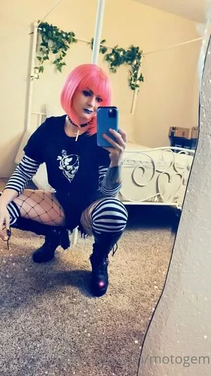 motogem / mollysmyles nude photo #0099