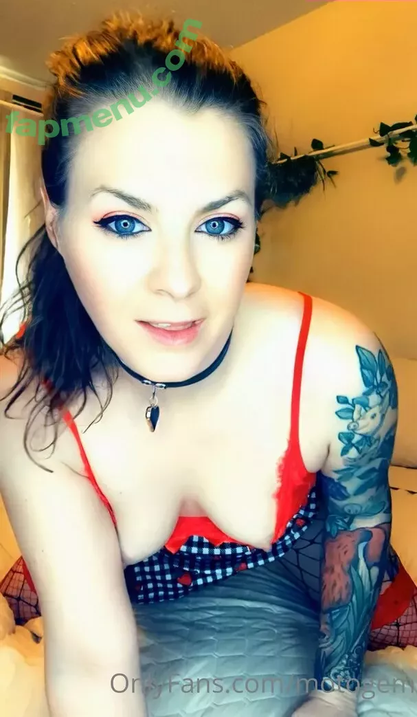 motogem nude photo #0029 (mollysmyles)