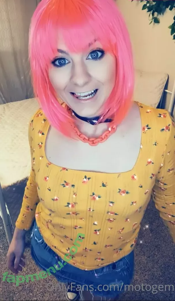 motogem nude photo #0144 (mollysmyles)