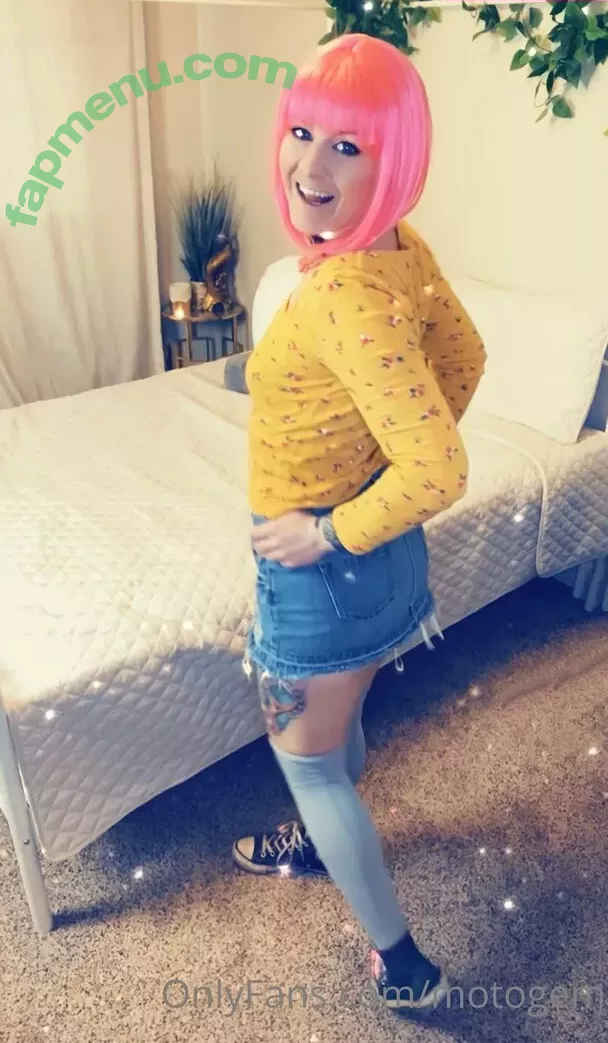 motogem nude photo #0192 (mollysmyles)