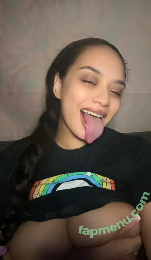 mouthymela nude photo #0093 (MelaMoans / scarymommy)