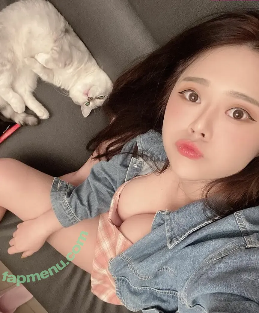 Mov19960908 nude photo #0024 (la_sirena90 / summer850908)