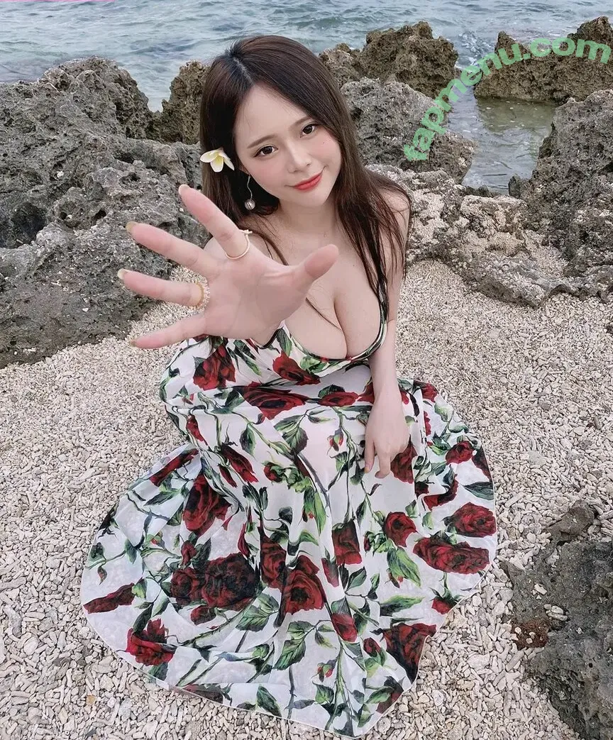 Mov19960908 nude photo #0042 (la_sirena90 / summer850908)