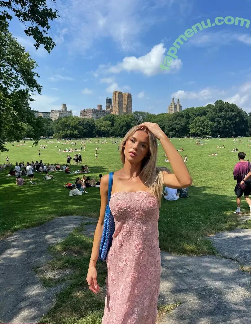 movewithmeredith nude photo #0031 (movewithmeredith)