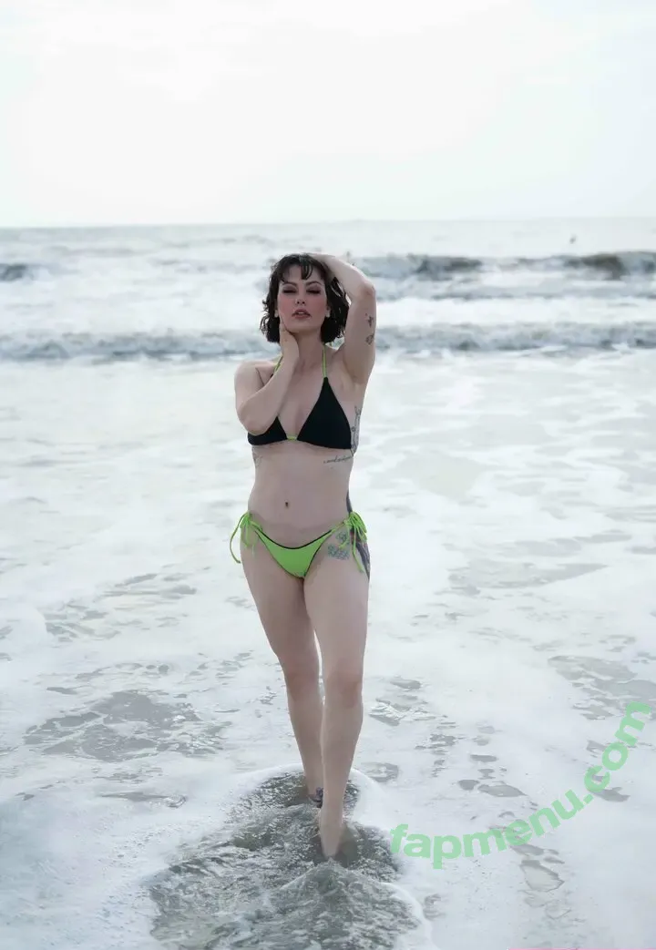 movieswithnicola nude photo #0034 (movewithnicole)