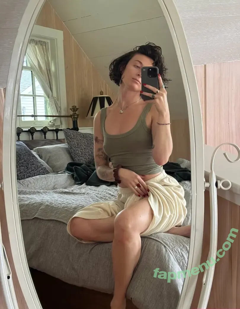 movingwithmarlie nude photo #0025 (movingwithmarley)