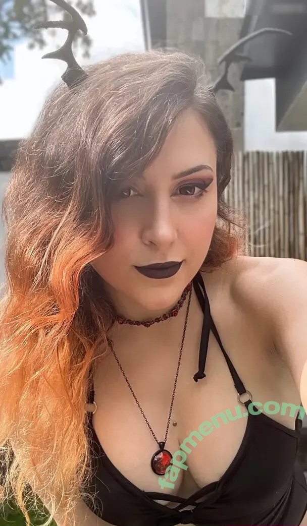 Mowky nude photo #0568 (Mowkytv)