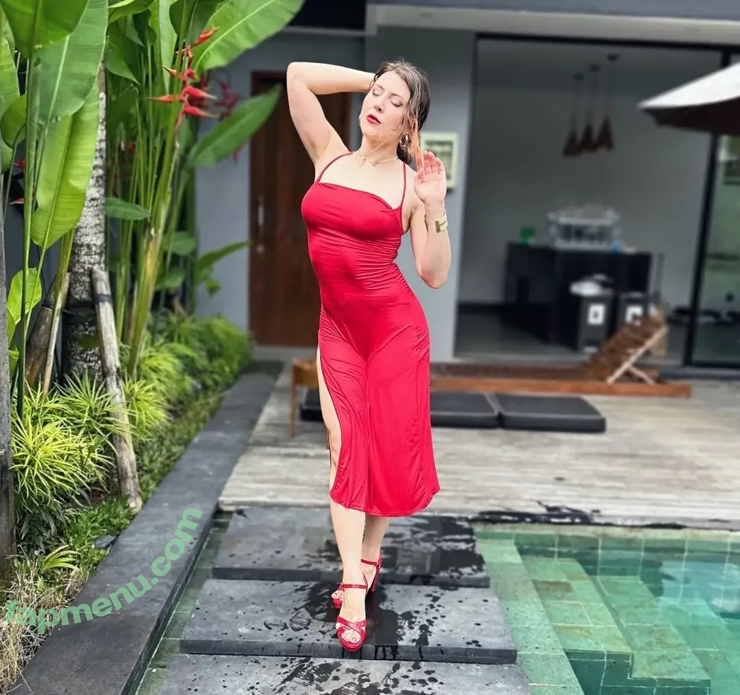 Mowky nude photo #0601 (Mowkytv)