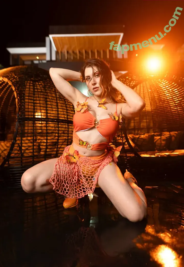 Mowkyfox nude photo #0230 (mowkyistnice)