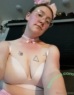 moxynpickles nude photo #0044