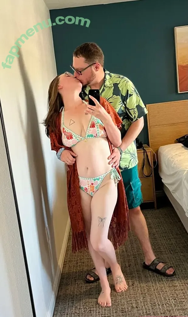 moxynpickles nude photo #0061 (moxynpickles)