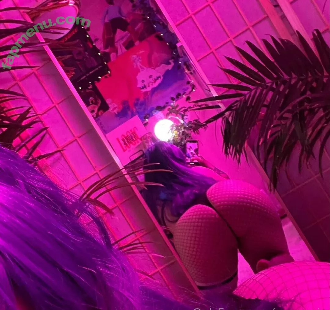 Moyumii nude photo #0064 (Moyumie / moyumiee)