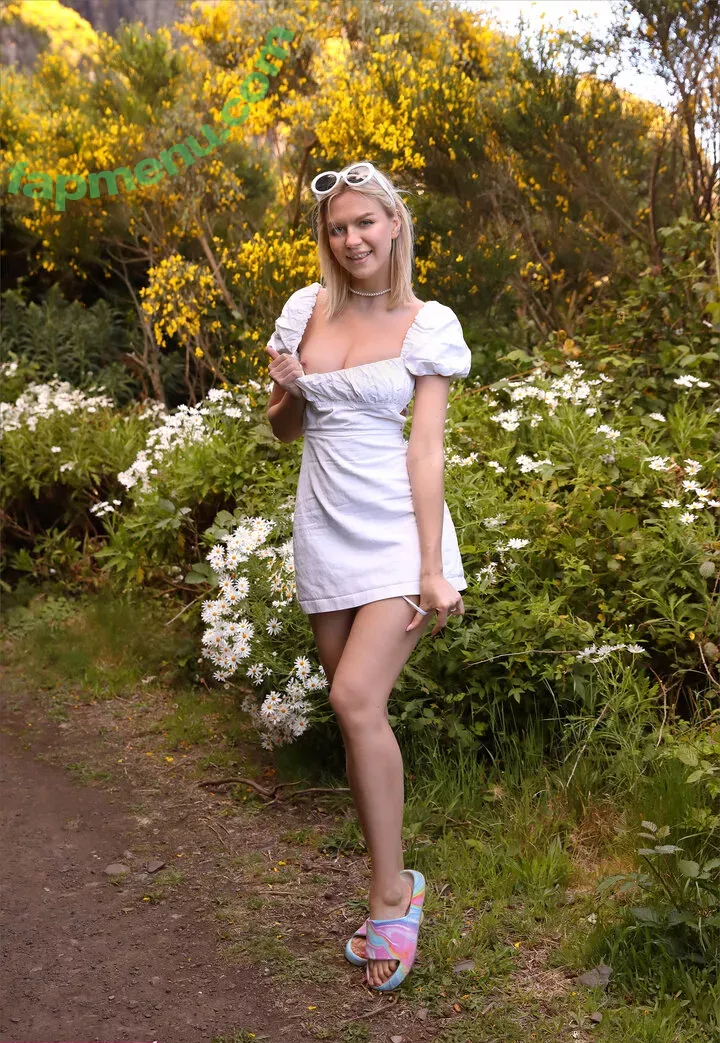 MPLStudios nude photo #2692 (mpl.studios)