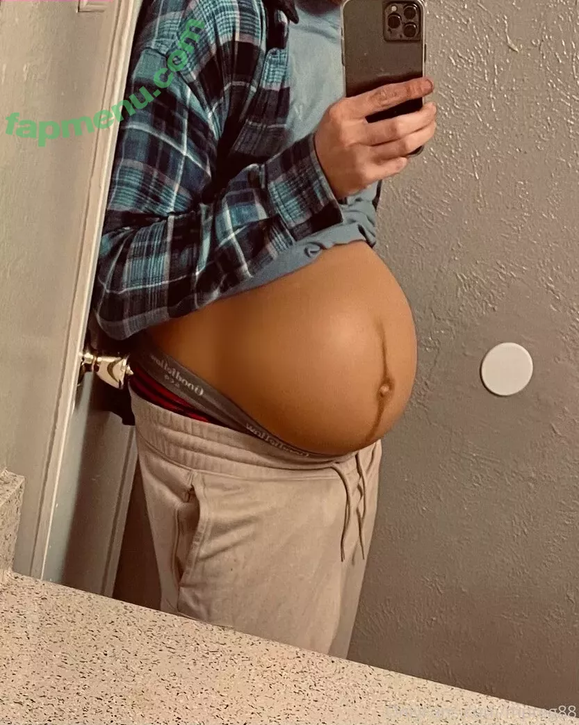 mpreg88 nude photo #0008 (mpregboy88)