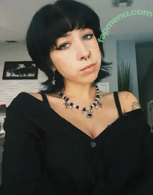 Mrizzy / Mriz nude photo #0049