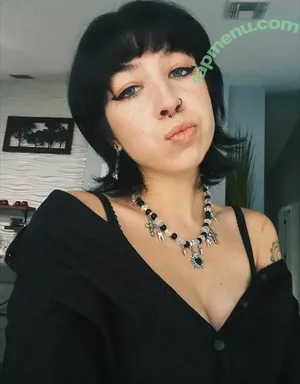 Mrizzy / Mriz nude photo #0050