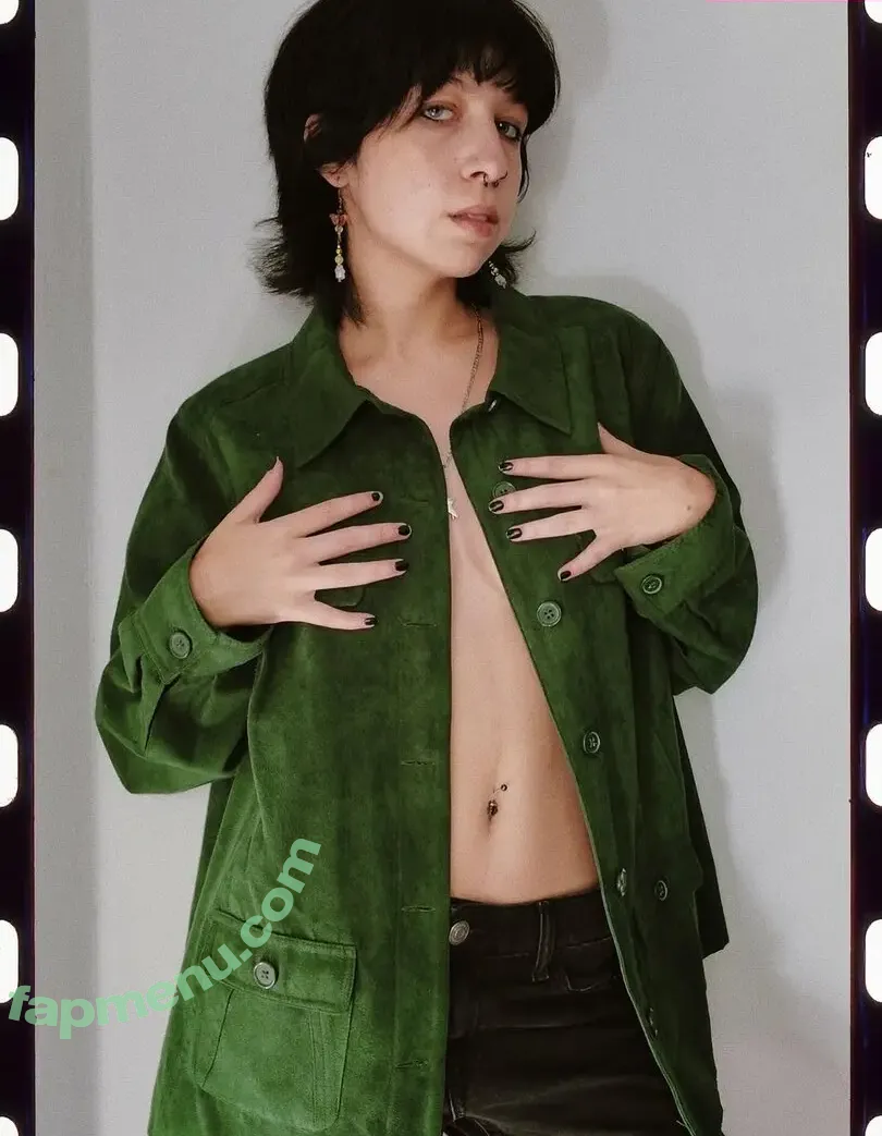 Mrizzy nude photo #0026 (Mriz)