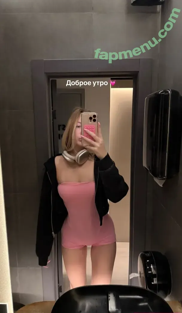 mrrrkrisss nude photo #0004 (kyeliseeva)