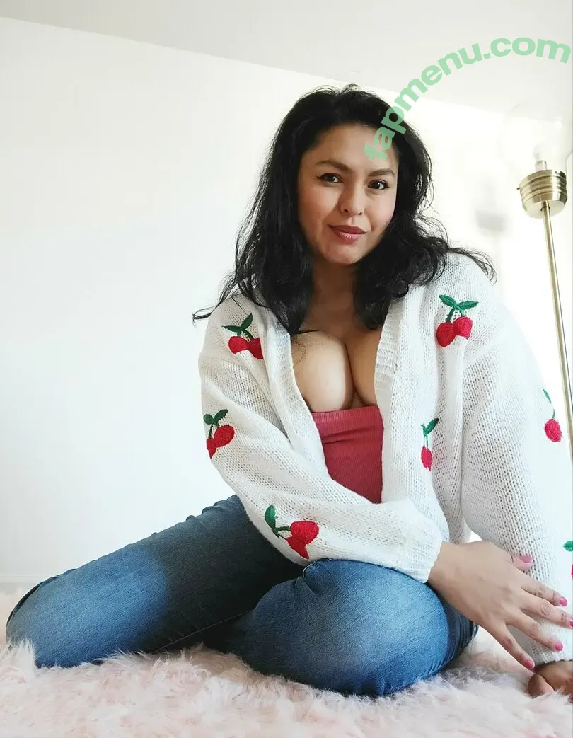 mrs.anabananafree nude photo #0037 (mrs_anabanana)