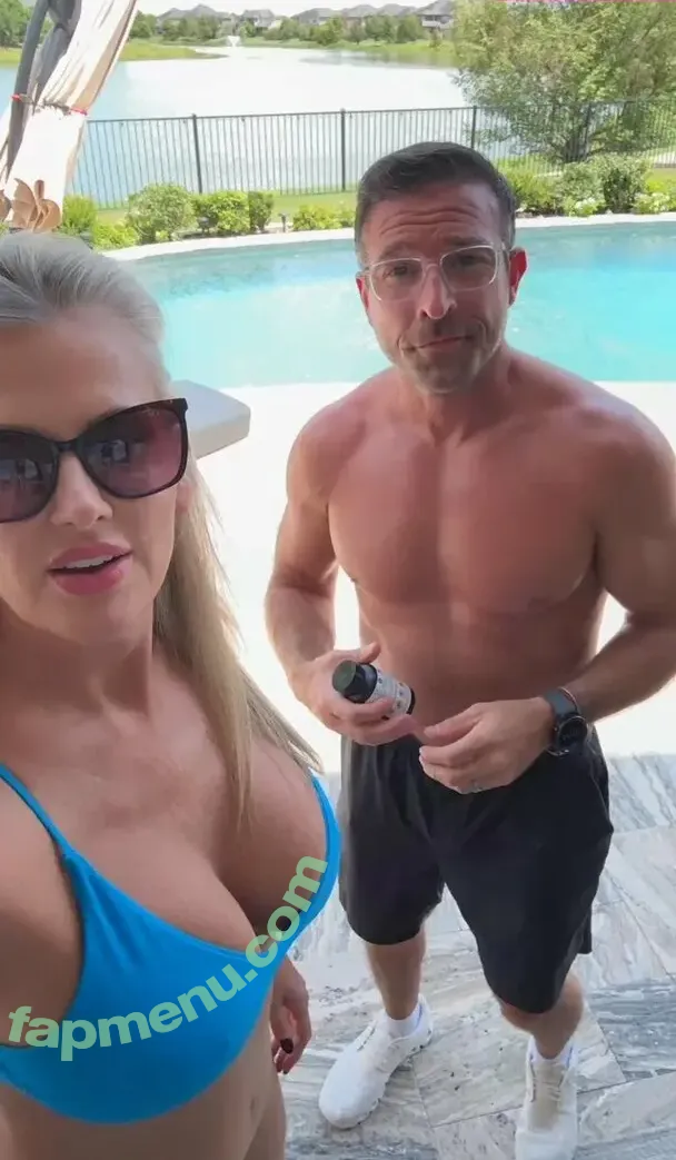 Mrs.Andi nude photo #0003 (officialmrsandi / onlyandivip)