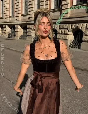 Mrs. Bella / mrsbella / mrsbellala nude photo #0051