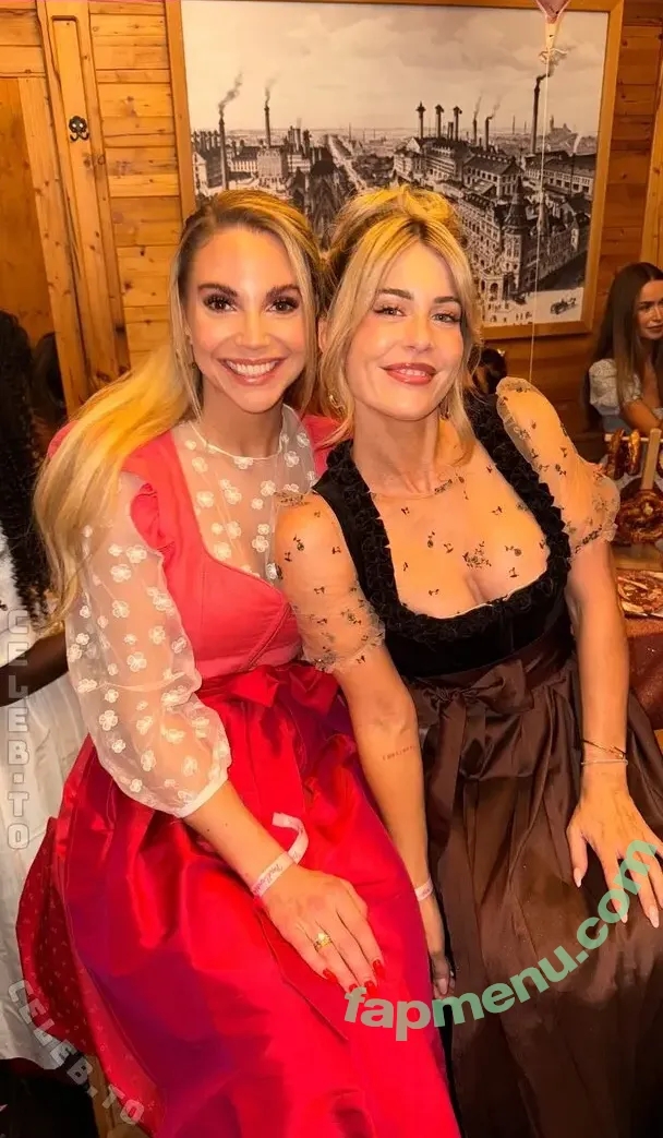 Mrs. Bella nude photo #0047 (mrsbella / mrsbellala)