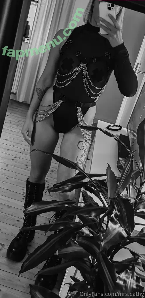 mrs.cathy nude photo #0001 (iamcattty)