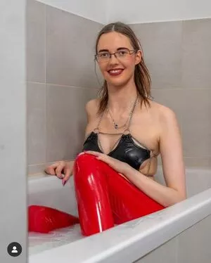 mrs-crazy / __mrs._crazy__ / mrs_crazy / mrs_crazy_ nude photo #0022