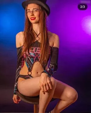 mrs-crazy / __mrs._crazy__ / mrs_crazy / mrs_crazy_ nude photo #0110