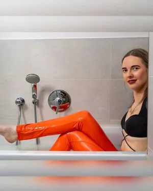 mrs-crazy / Jessy / __mrs._crazy__ / __mrs__crazy__ / mrs_crazy nude photo #0208