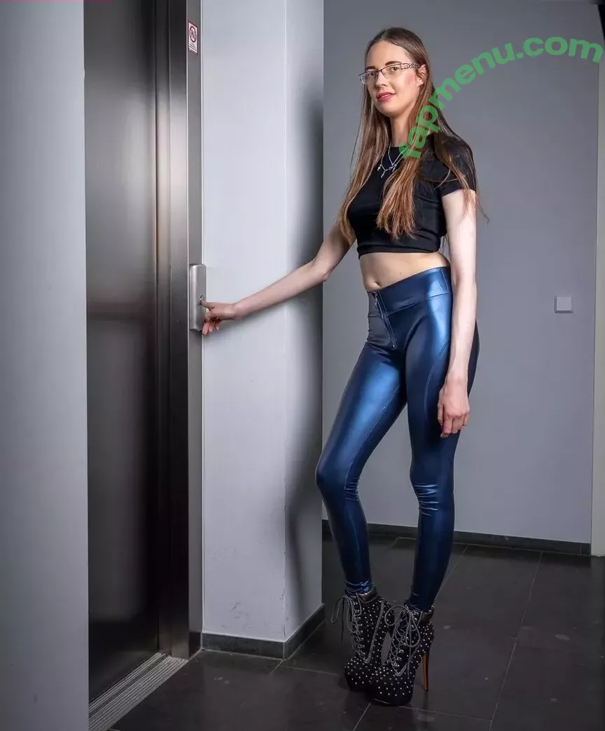 mrs-crazy nude photo #0074 (__mrs._crazy__ / mrs_crazy / mrs_crazy_)